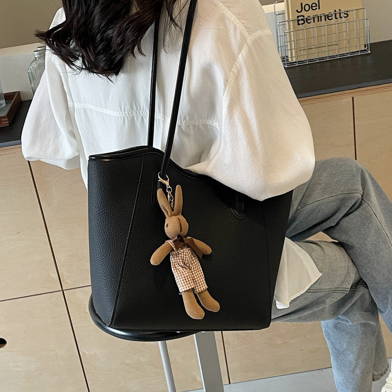 Textured Retro Minimalist Shoulder Bag