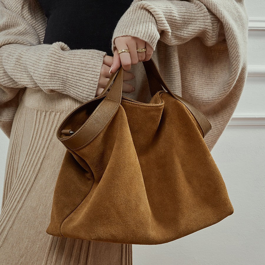High-Capacity Genuine Leather Commuter Tote Bag