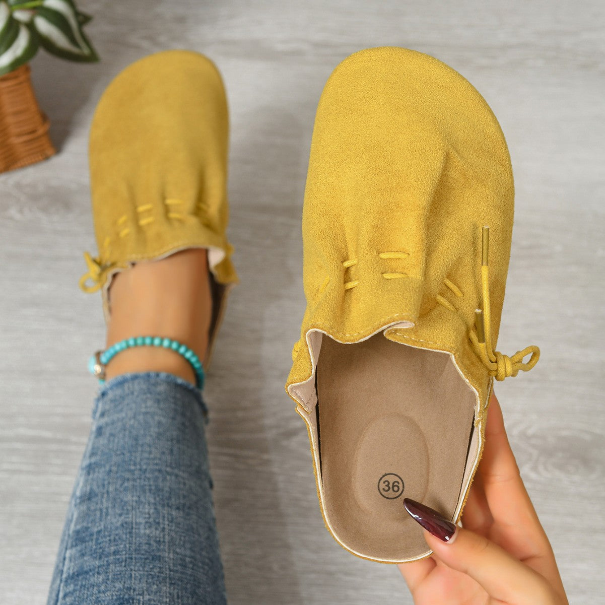 Women's Retro Crisscross Strap Slippers - Casual Minimalist Slip-On Sandals
