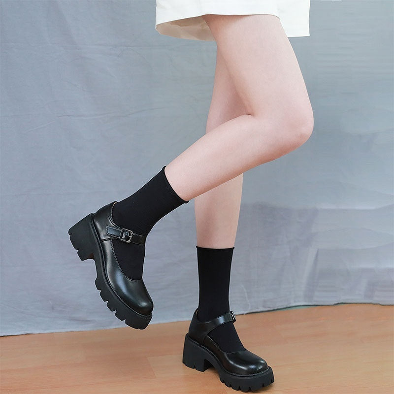 Women's Retro Japanese-Style Buckle Strap Chunky Heel Leather Shoes | Low-Cut Round Toe Pumps